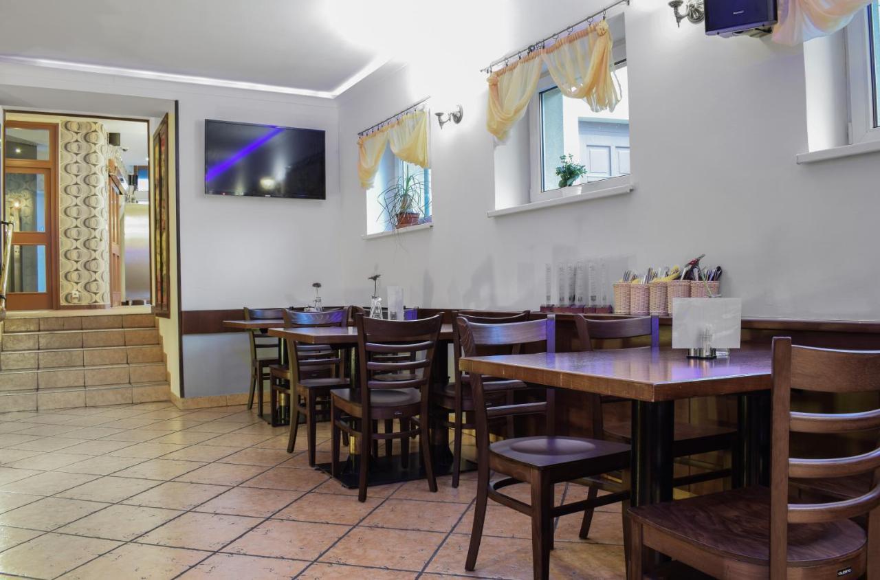 Hotel La Rosa Frýdek-Místek Εξωτερικό φωτογραφία