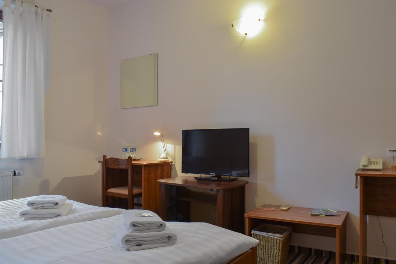 Hotel La Rosa Frýdek-Místek Εξωτερικό φωτογραφία