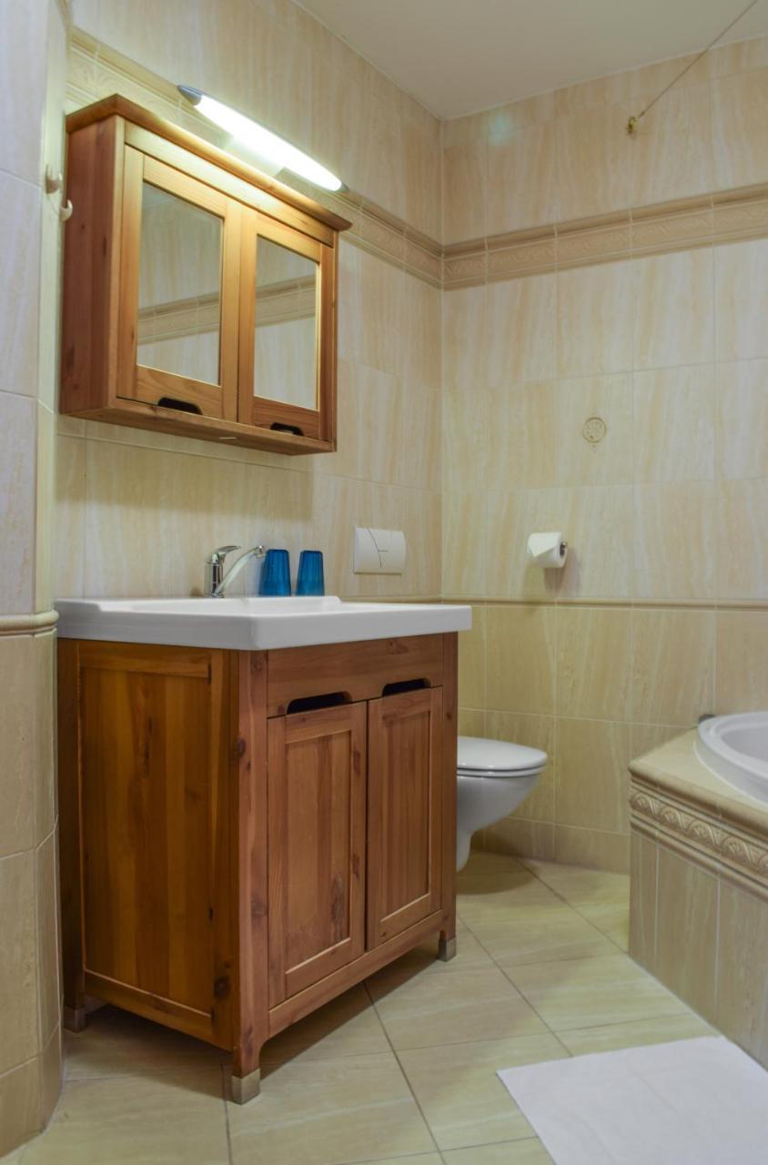 Hotel La Rosa Frýdek-Místek Εξωτερικό φωτογραφία