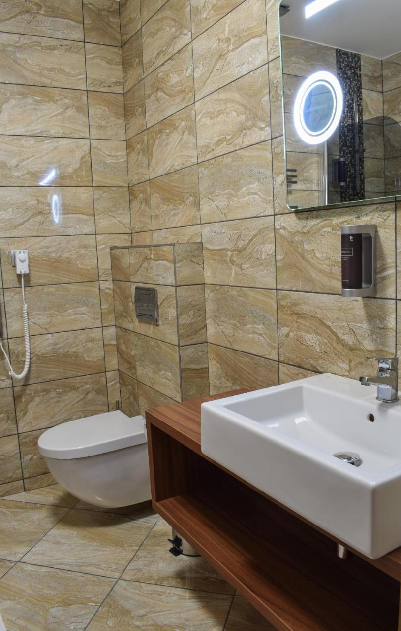 Hotel La Rosa Frýdek-Místek Εξωτερικό φωτογραφία