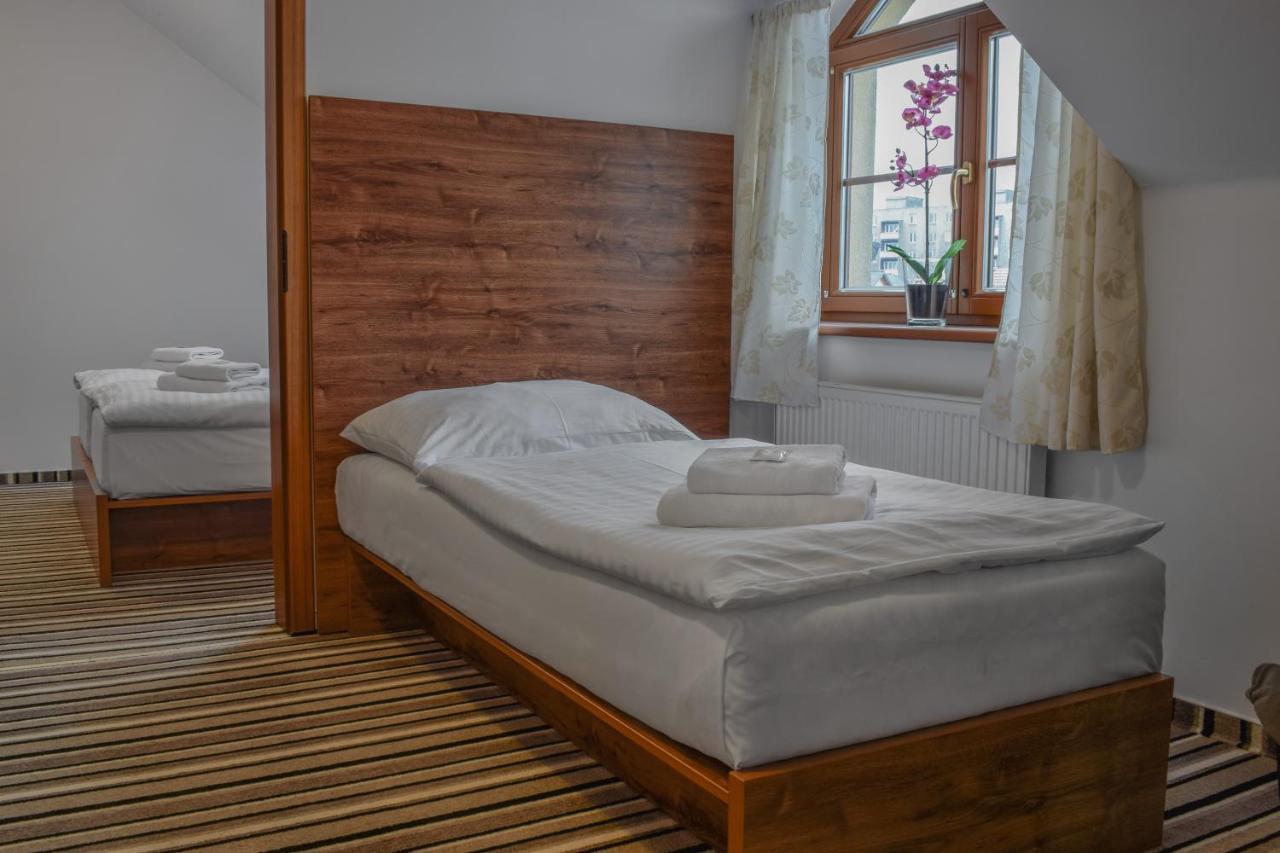 Hotel La Rosa Frýdek-Místek Εξωτερικό φωτογραφία