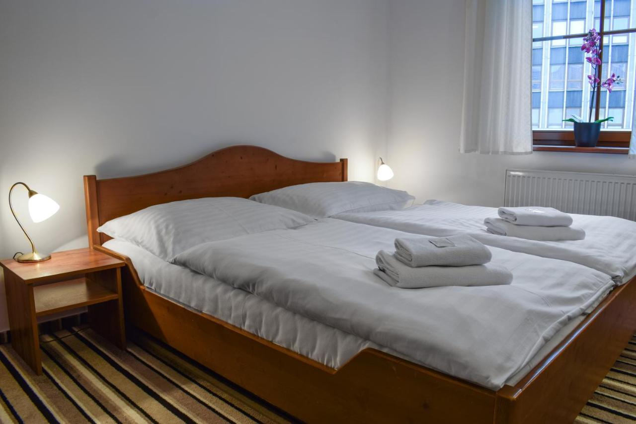 Hotel La Rosa Frýdek-Místek Εξωτερικό φωτογραφία